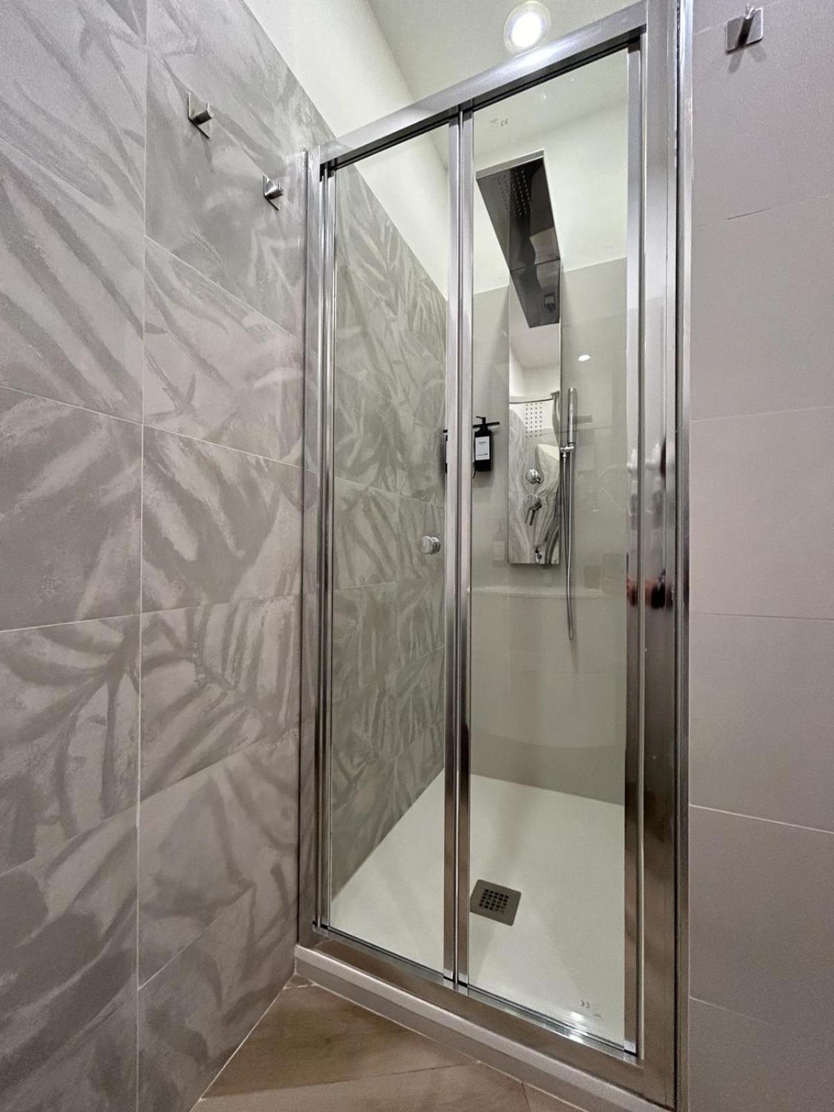 Modern Apartments Mm3 Afforifn Only 15 Min From Duomo ミラノ エクステリア 写真